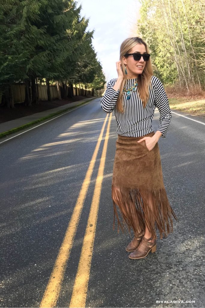 DIY Fringe Skirt and Nicole Lee Fringe Necklace on RivaLaDiva.com